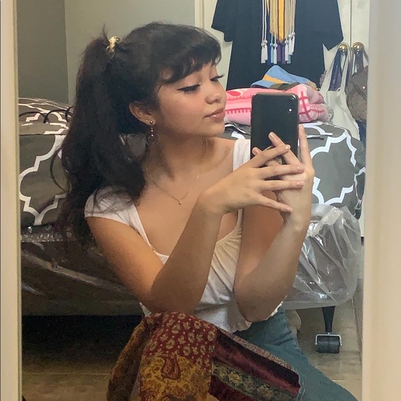 Meet your Posher, Andrea - Picture 1 of 1